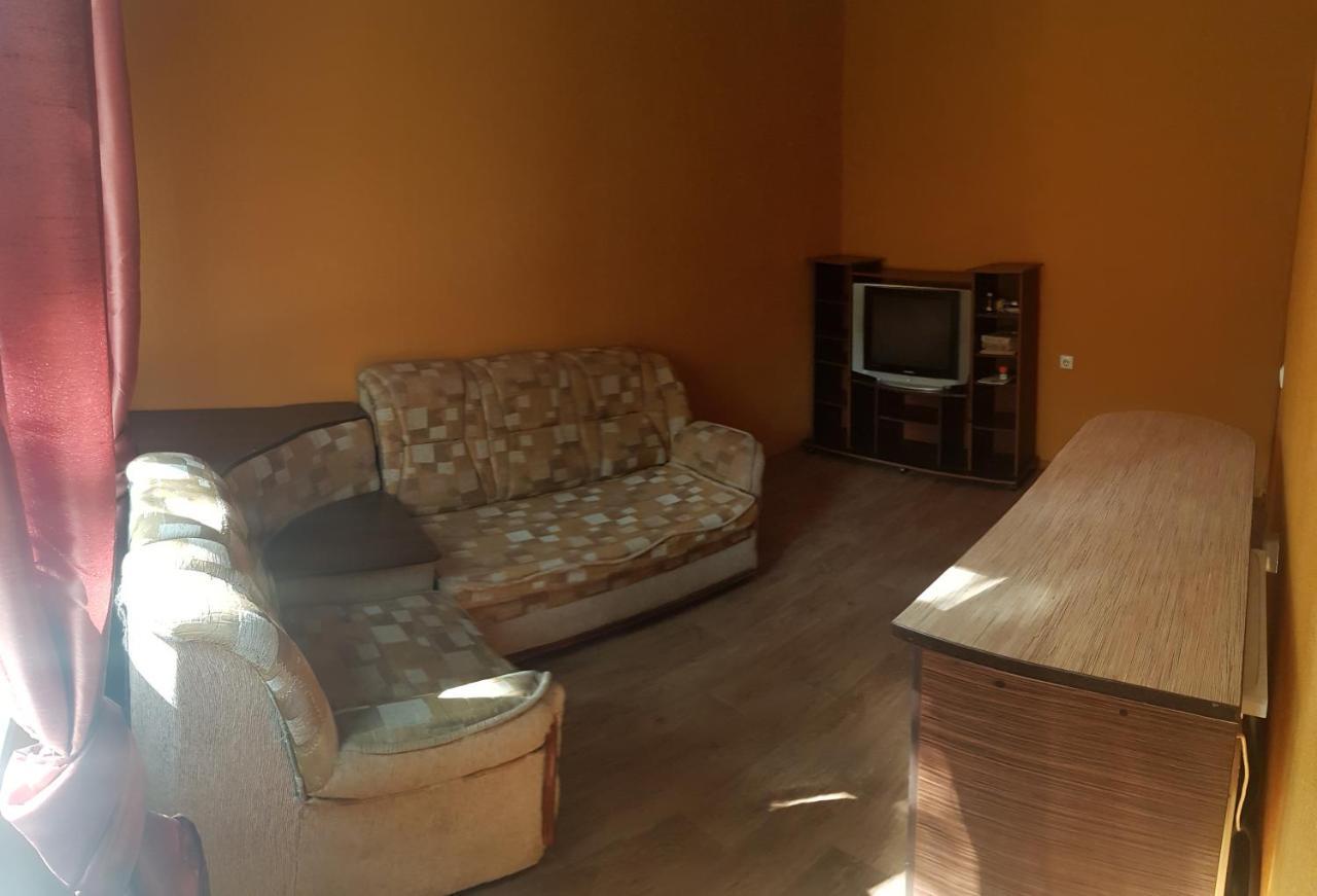 Maiami Hotel Никопол Екстериор снимка