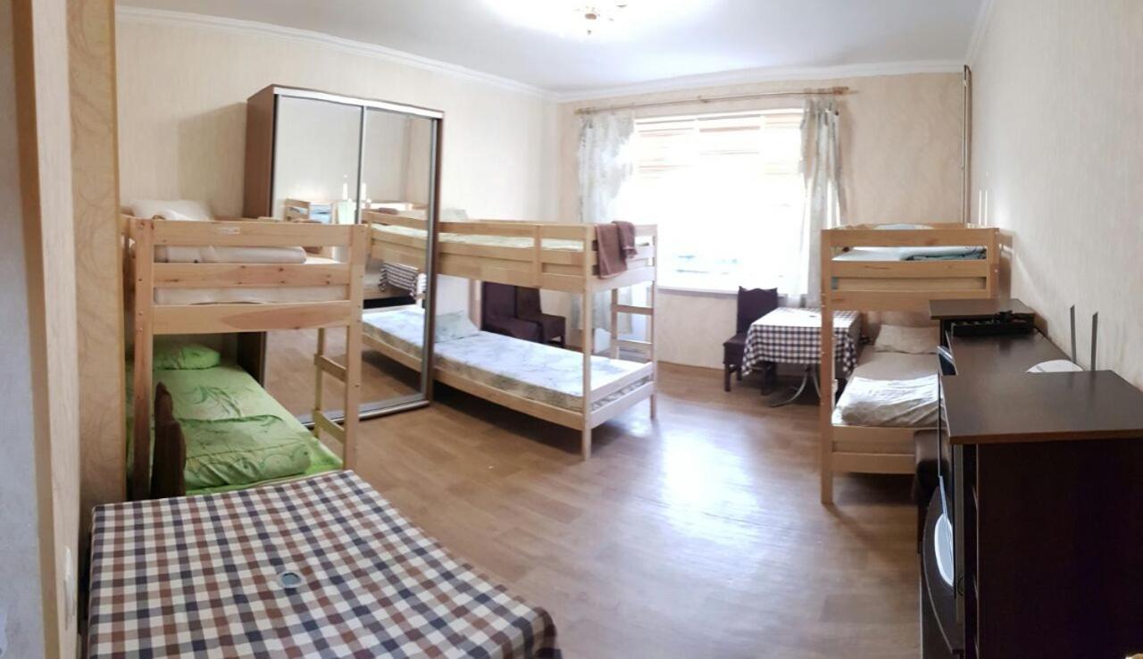 Maiami Hotel Никопол Екстериор снимка