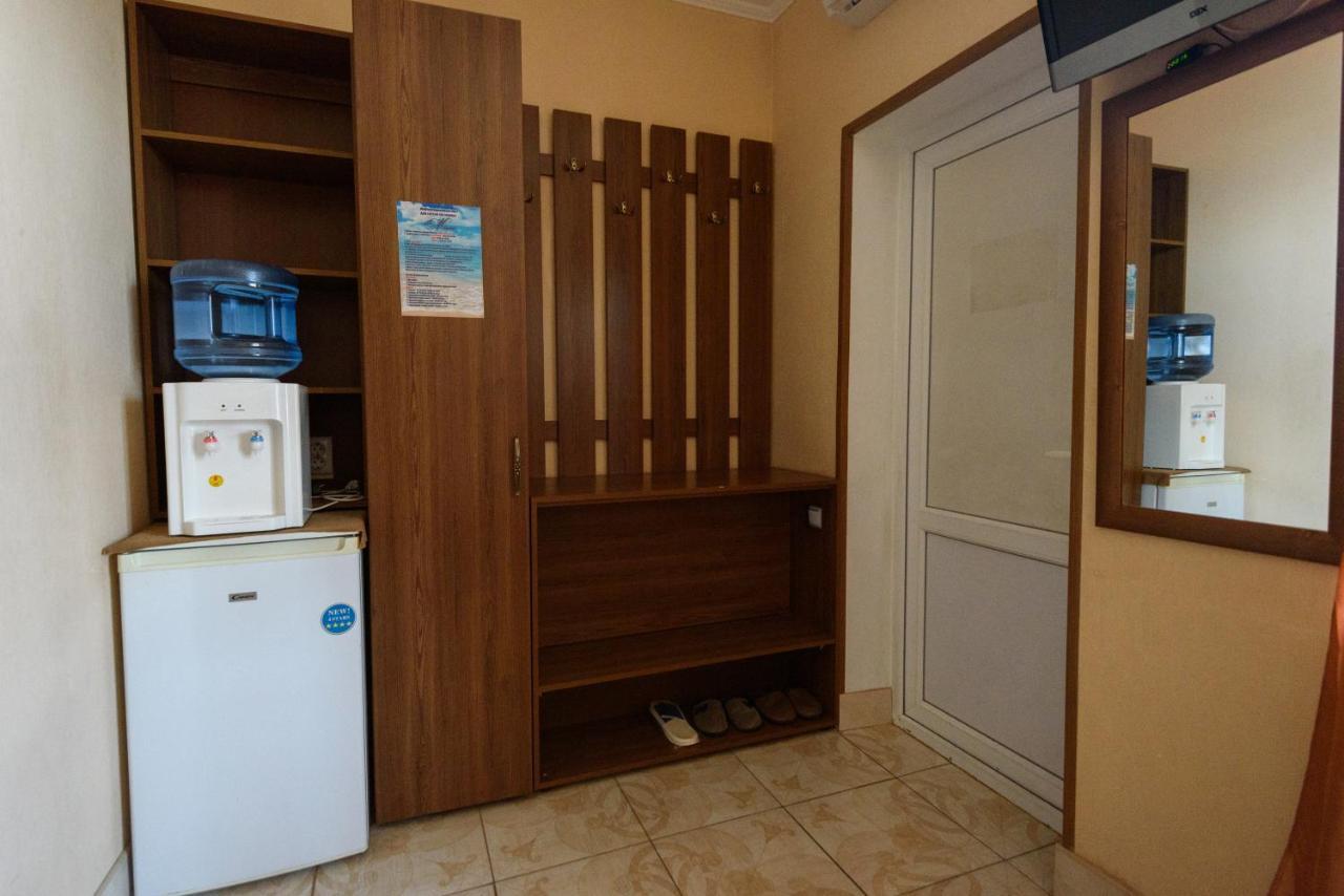 Maiami Hotel Никопол Екстериор снимка