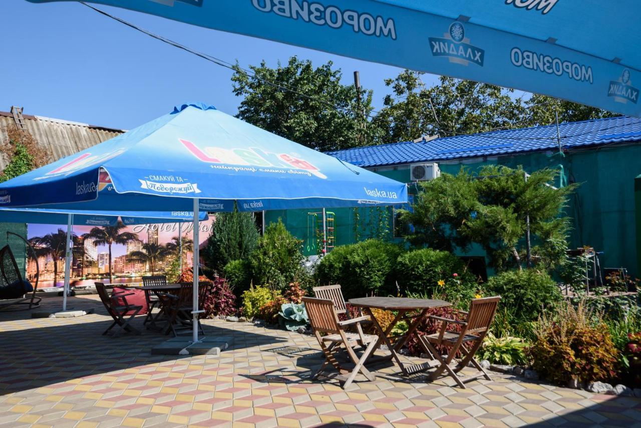 Maiami Hotel Никопол Екстериор снимка